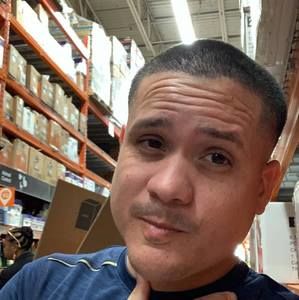 Meet your Posher, Moises